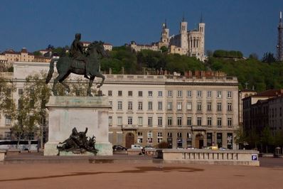 Lyon 01